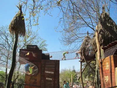 Foto 20 aus der Archivgalerie Die Klassen 2 besuchen den Kölner Zoo (2015)