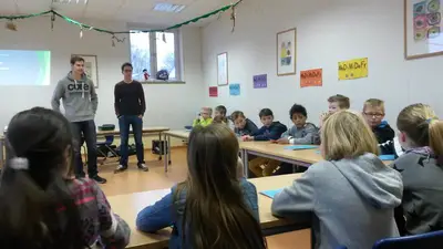 Foto 1 aus der Archivgalerie Experten zu Gast im Unterricht (2015)