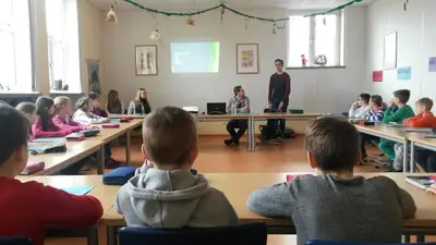 Foto 4 aus der Archivgalerie Experten zu Gast im Unterricht (2015)