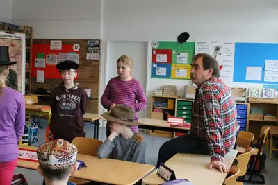 Foto 37 aus der Archivgalerie Experten zu Gast im Unterricht (2015)