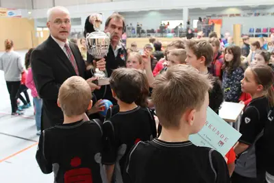 Foto 24 aus der Archivgalerie Handball Kreismeisterschaften der Homburgischen Grundschule 2015 (2015)