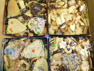 Foto 10 aus der Archivgalerie In der Weihnachtsbäckerei (2015)