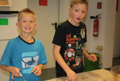 Foto 27 aus der Archivgalerie In der Weihnachtsbäckerei (2015)