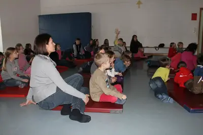 Foto 6 aus der Archivgalerie Lesungen von Kinderbuchautorinnen (2015)