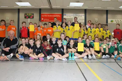 Foto 16 aus der Archivgalerie Stadtmeisterschaften Wiehler Grundschulen im Handball 2015 (2015)