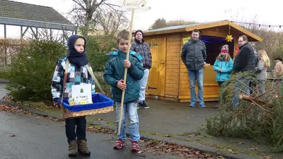 Foto 9 aus der Archivgalerie Weihnachtsmarkt in Oberwiehl (2015)