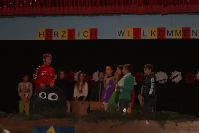 Foto 2 aus der Archivgalerie Weihnachtsfeier 2016 (2016)