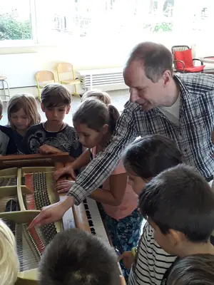 Foto 2 aus der Archivgalerie Minimusiker (2018)